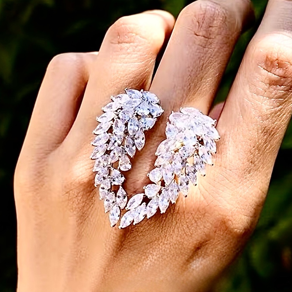 Angel Wings Silver Feathers Intense Sparkle Statement Ring w/ Simulated Diamonds
